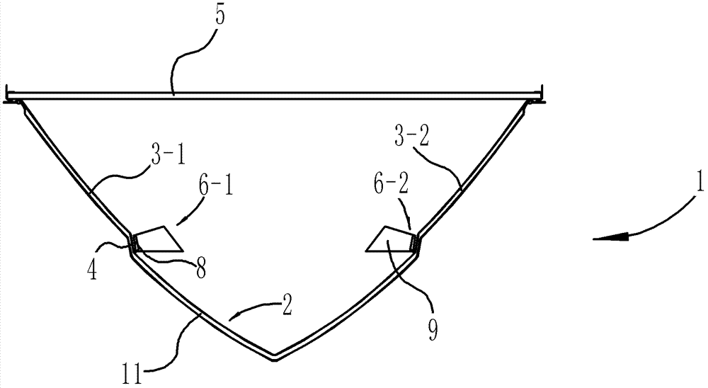 Concentrating photovoltaic solar device