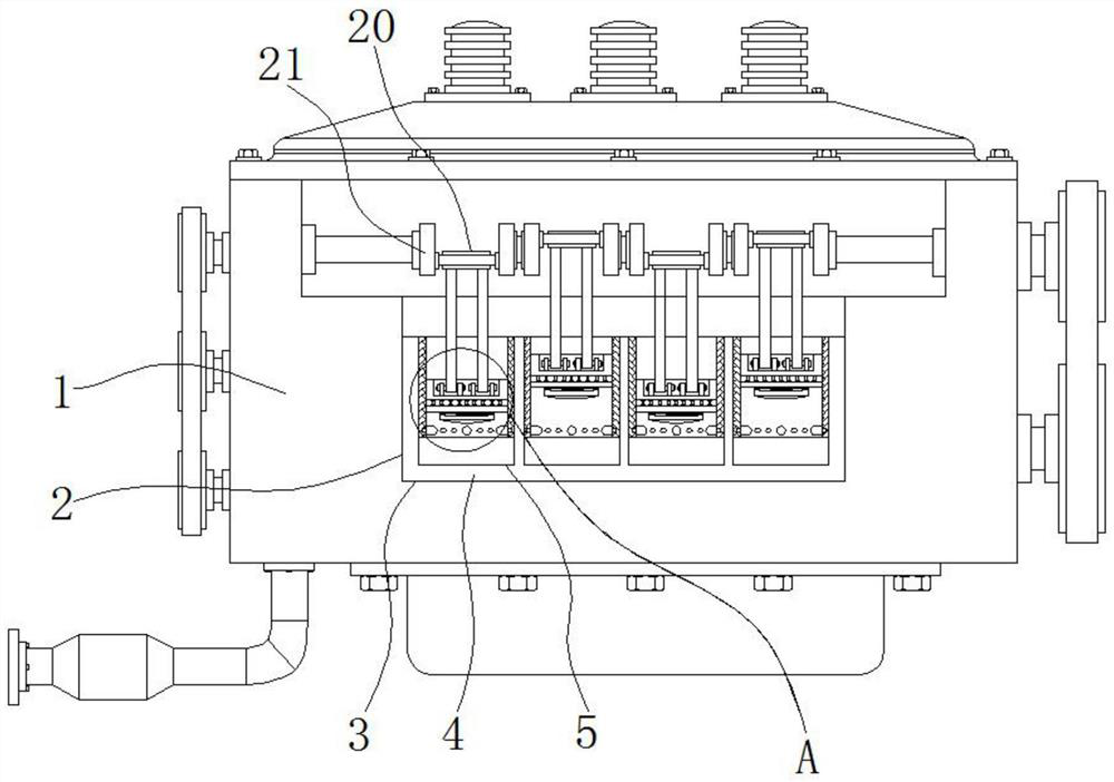 Engine capable of improving compression ratio