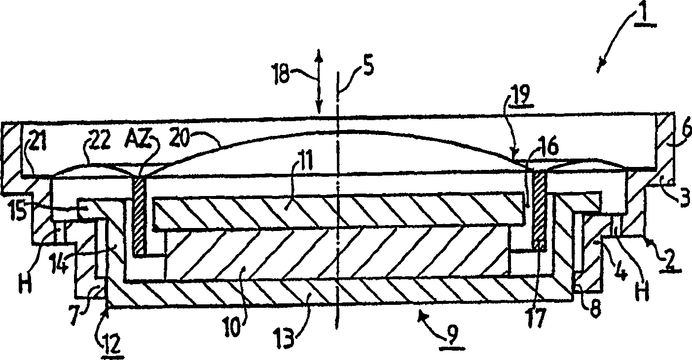 Electroacoustic transducer comprising a membrane with an improved pleats area