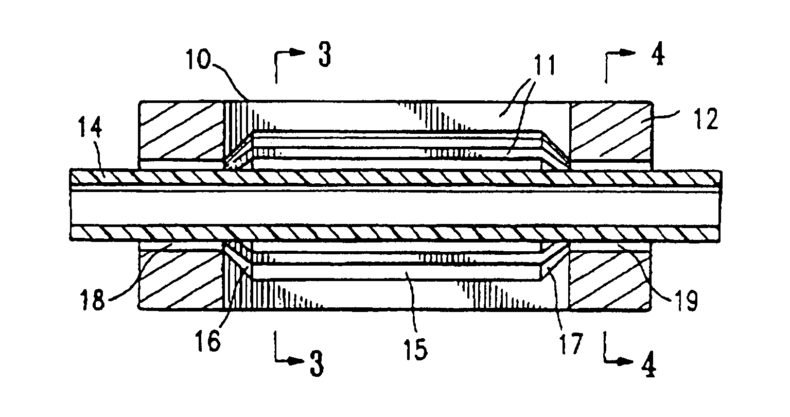 Slotted mold for making a balloon catheter