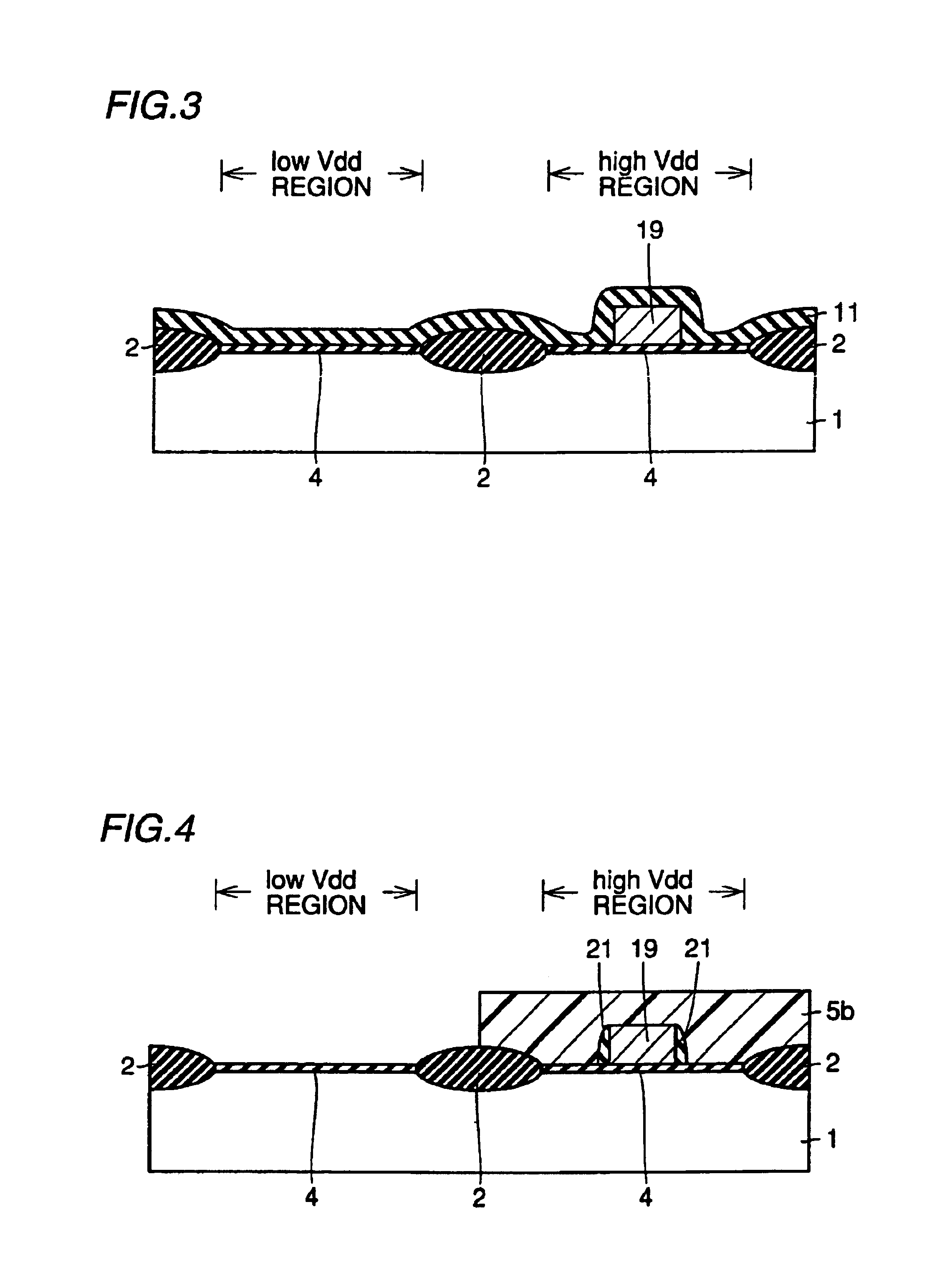 Semiconductor device including multiple field effect transistors, with first FETs having oxide spacers and the second FETs having oxide nitride oxidation protection