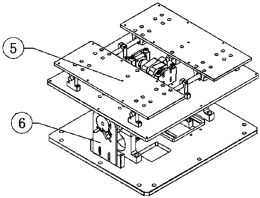 Arranging mechanism for automatic arrangement of small materials