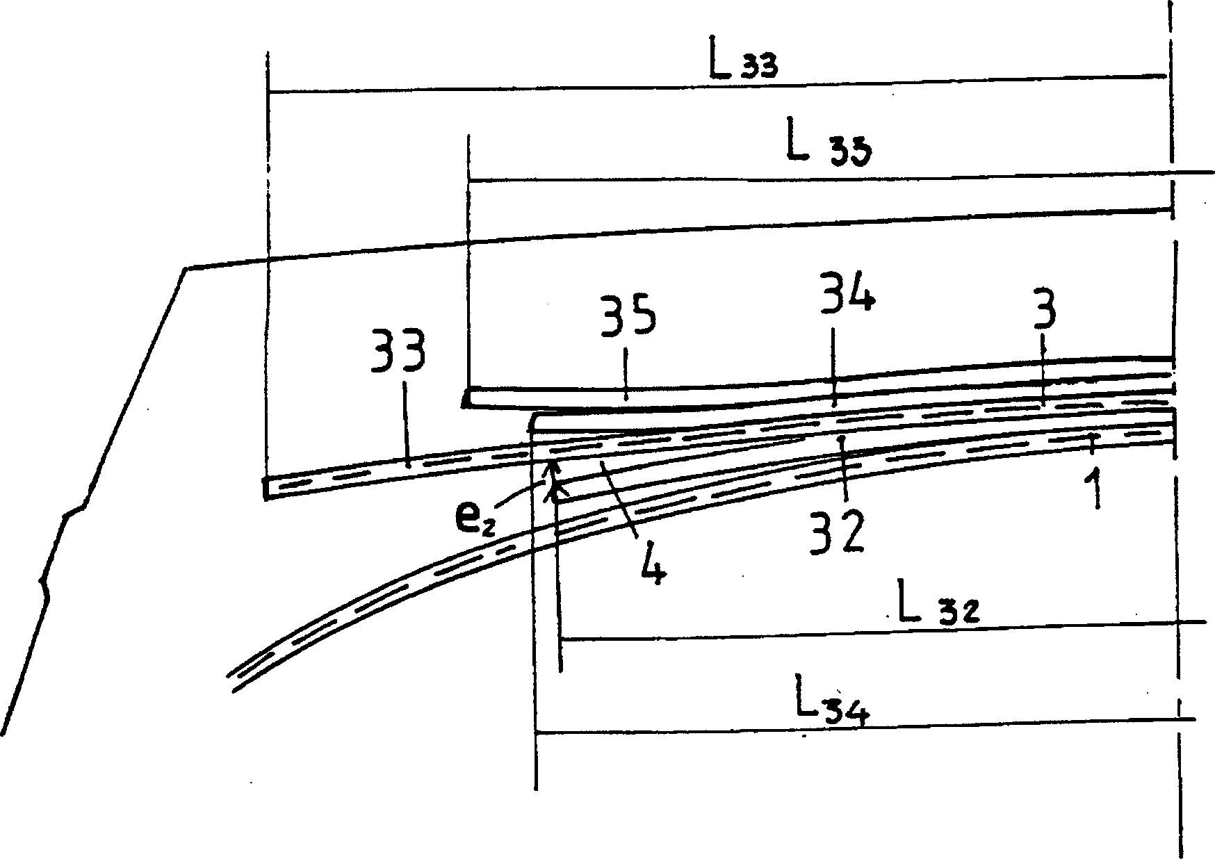 Tyre with radial ply reinforcement