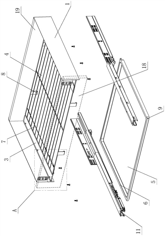 Water receiving structure of furniture drawer