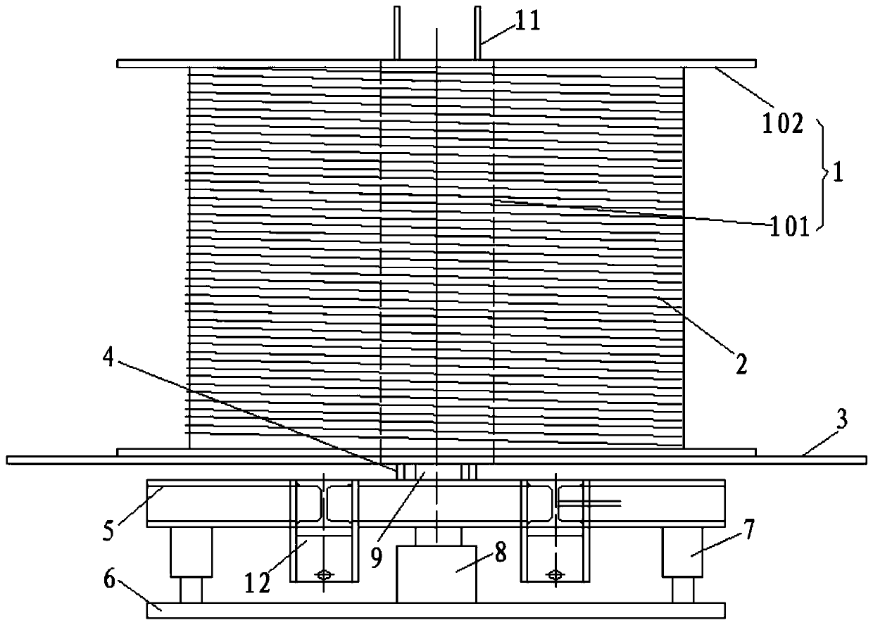 Steel wire rope rotating reel vehicle and use method thereof