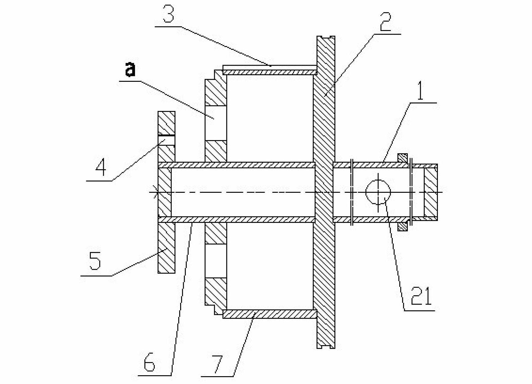 Turning method for winding heat-proof layer on metal shell cabin section and device thereof