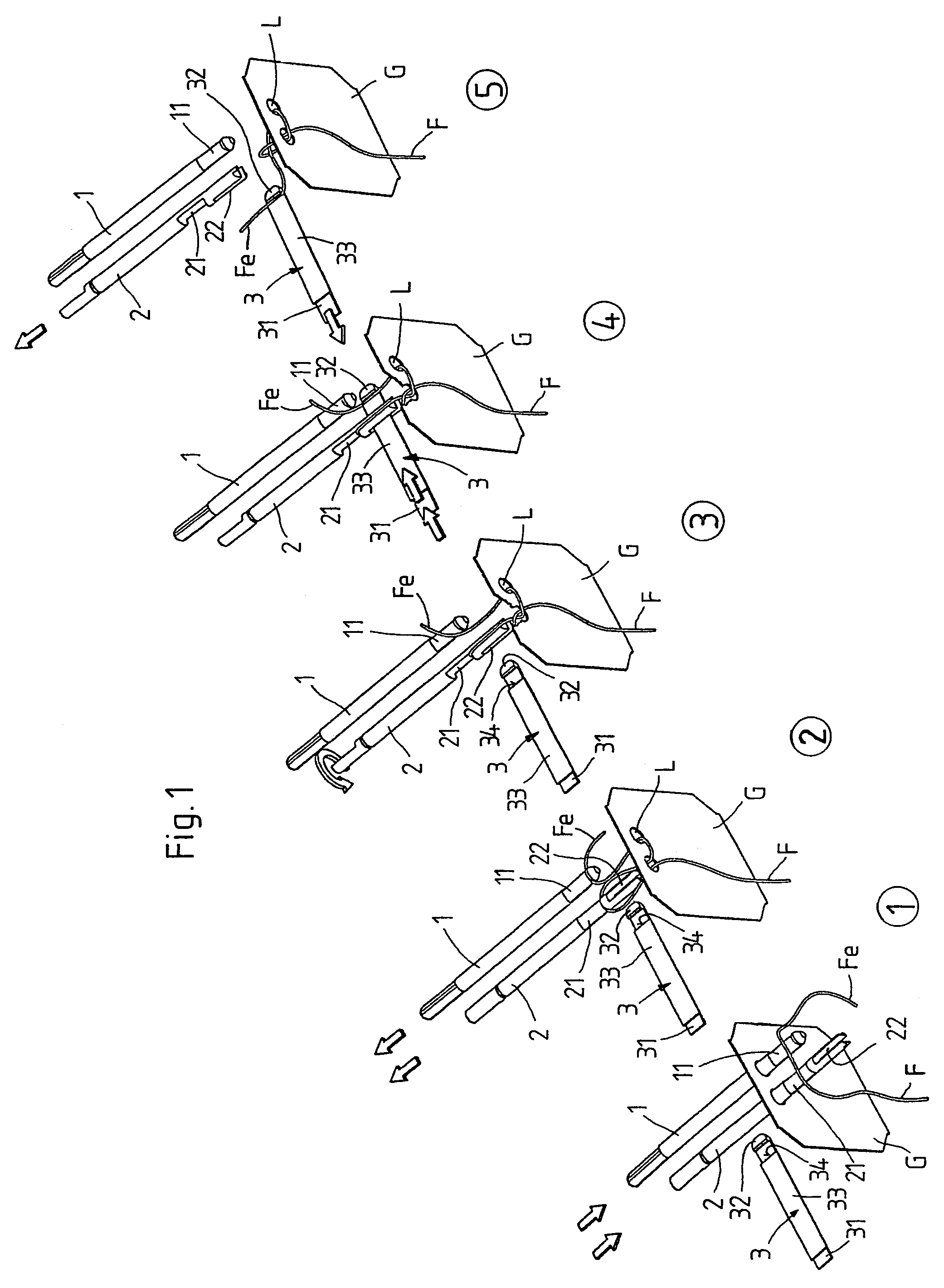 Method and device for knotting the end of a thread to a flat object