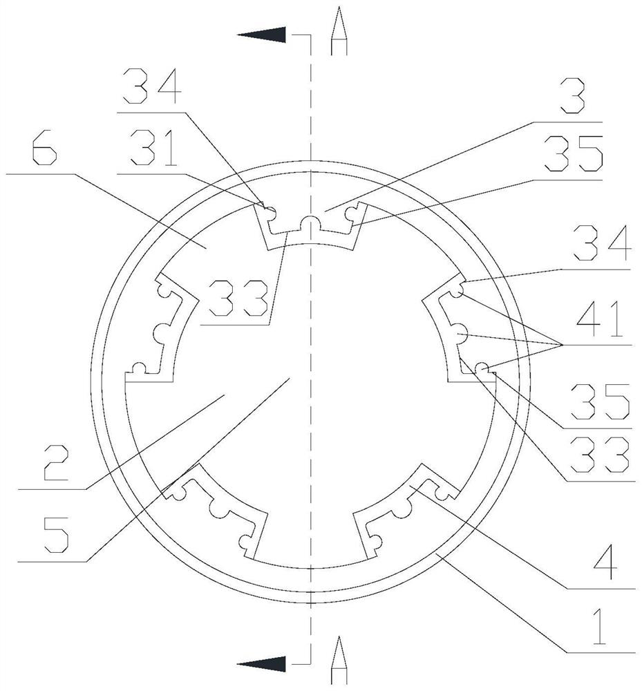 Chip removal type linear sliding bearing and precision casting method and machine casting method thereof