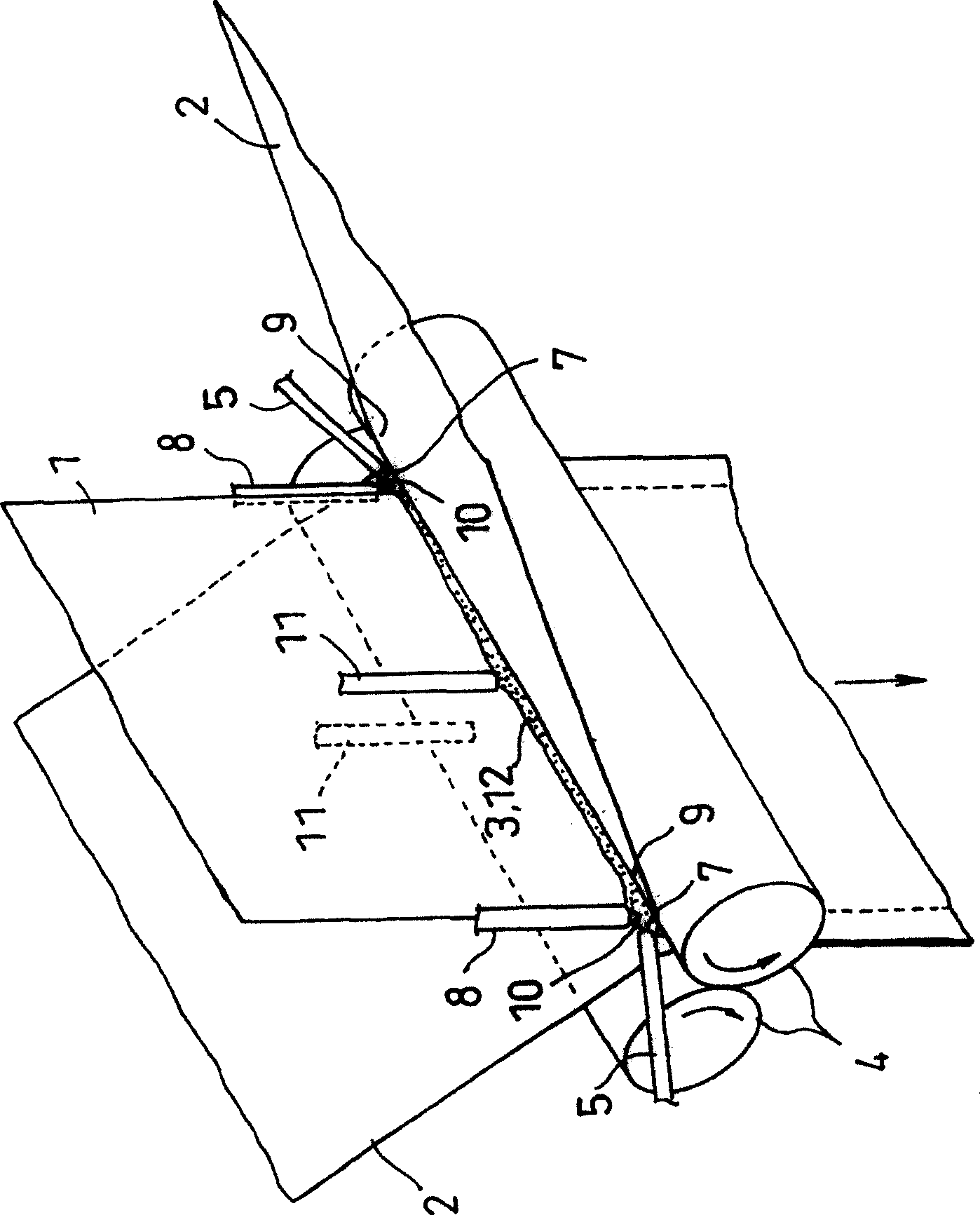 Production method of film laminates and production apparatus used therein