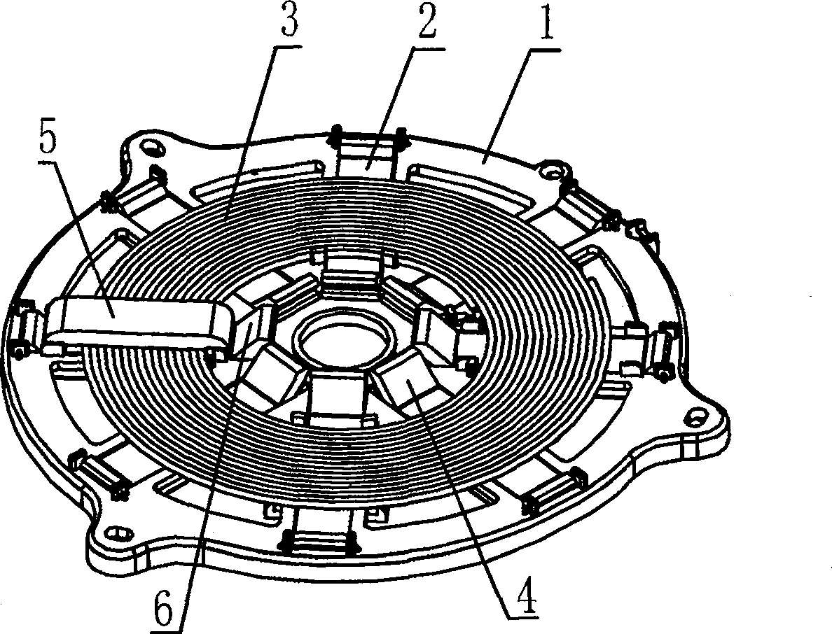 Self-adapting wire coil to power of induction cooker