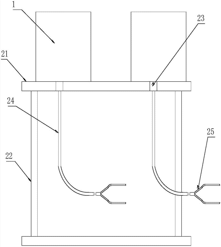 Full-automatic liquid containing and outputting device