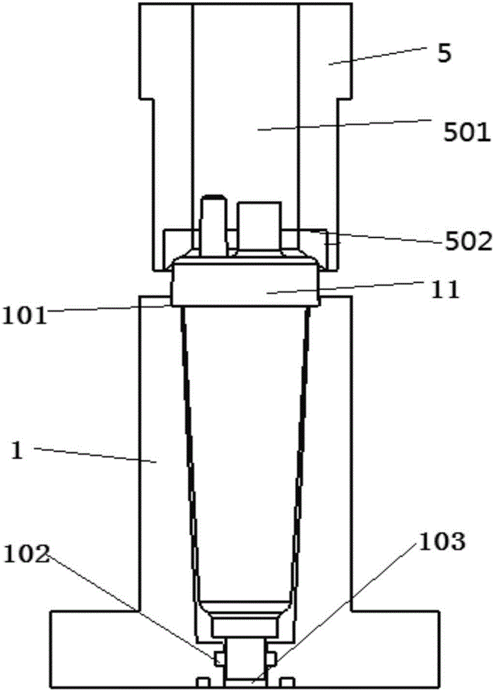 Device for detecting air tightness of intravenous drip buckets in batch manner