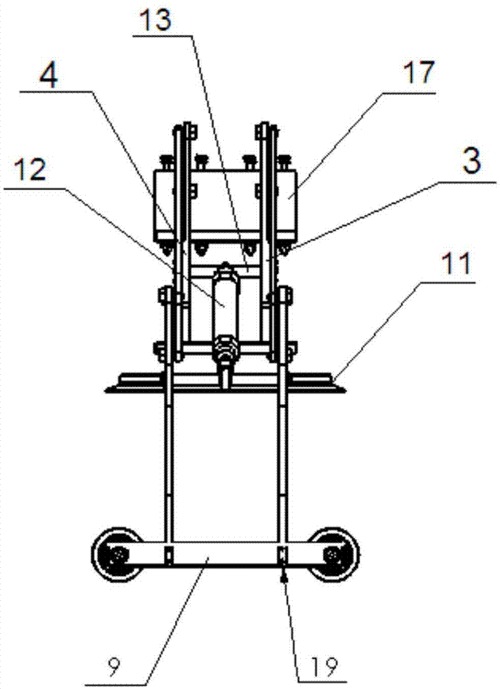 Self-adaptive carton gripper applicable to household appliances