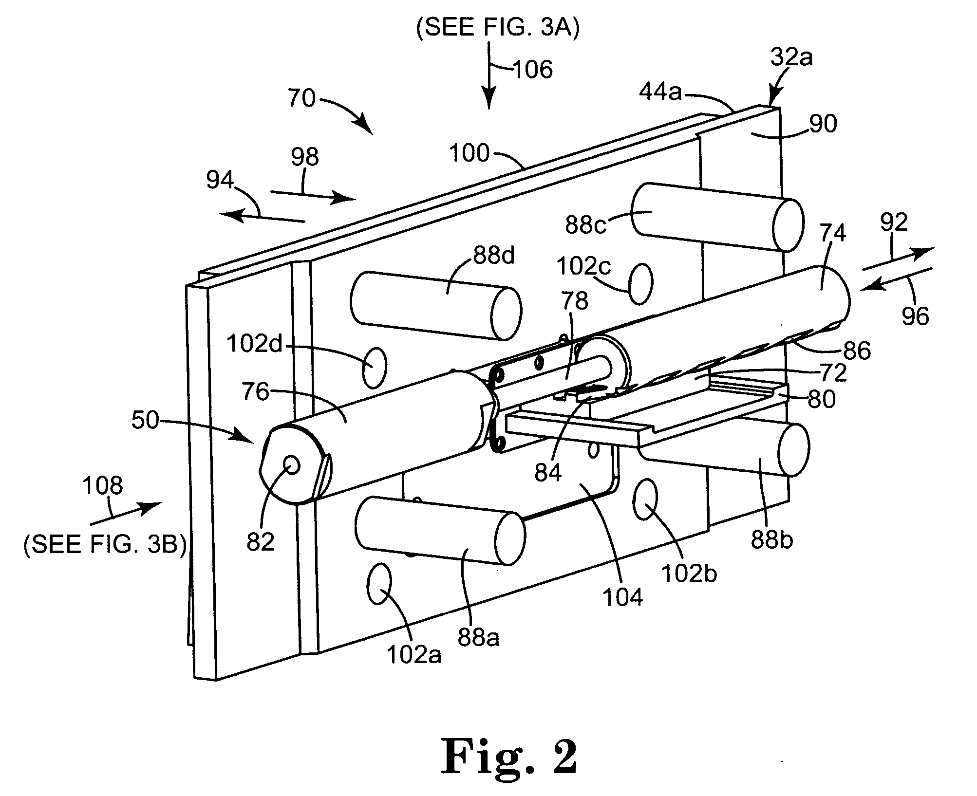 Apparatus and method for forming retaining wall blocks with variable depth flanges