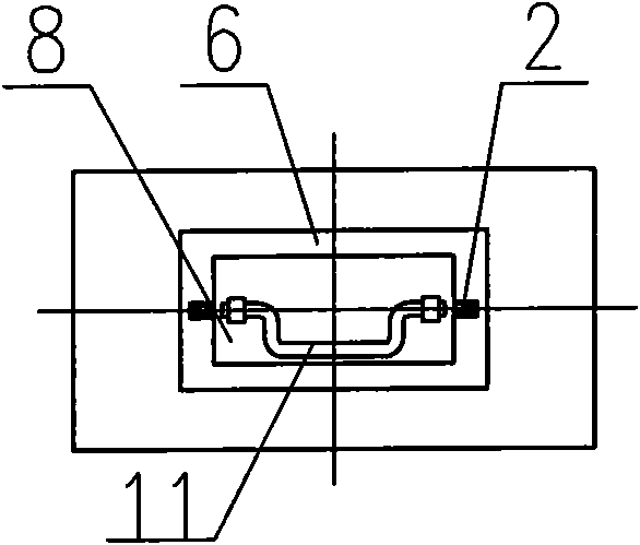 Flame path partitioning structure between oven chambers of open type anode roasting oven