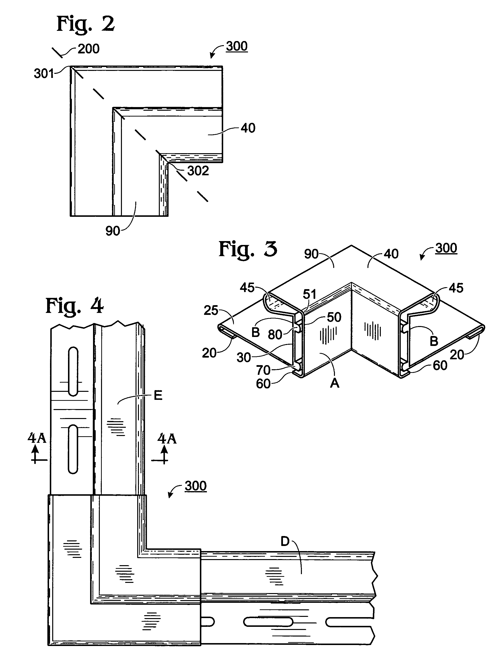 Unitary molded corner piece method and apparatus