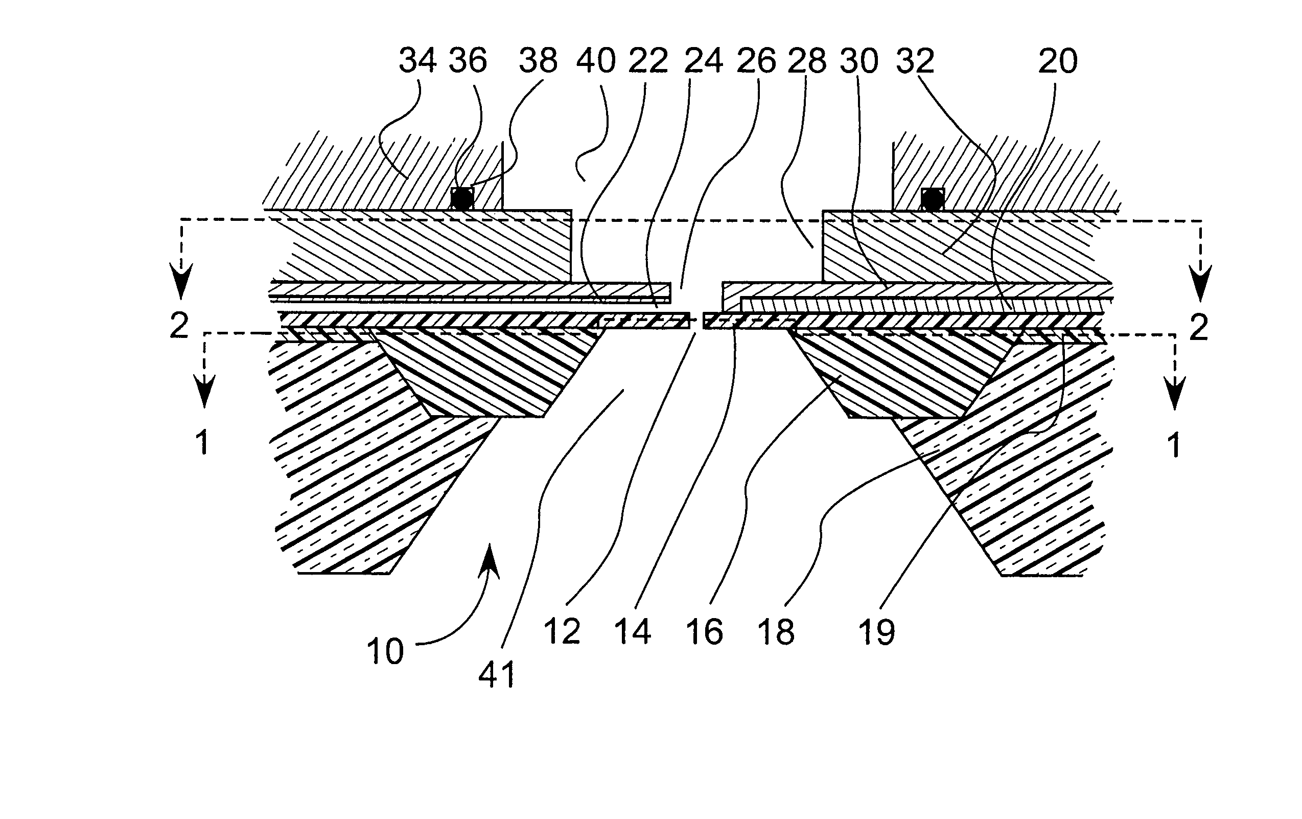 Apparatus and method for making a low capacitance artificial nanopore