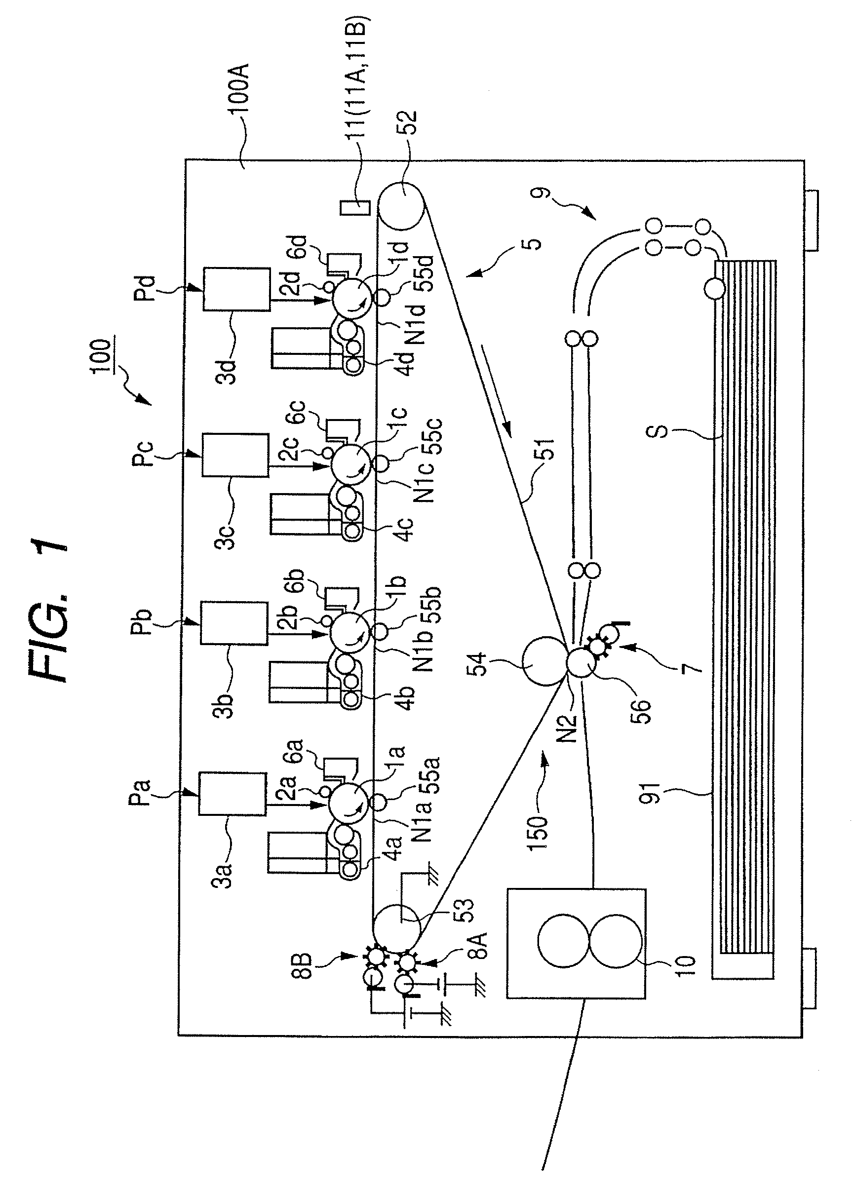 Image forming apparatus including two toner cleaning members
