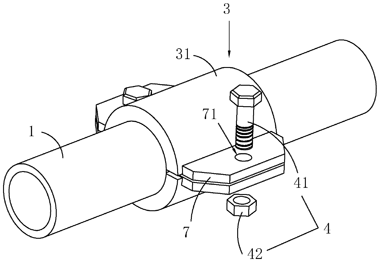 Fire-fighting pipe fitting and mounting method thereof