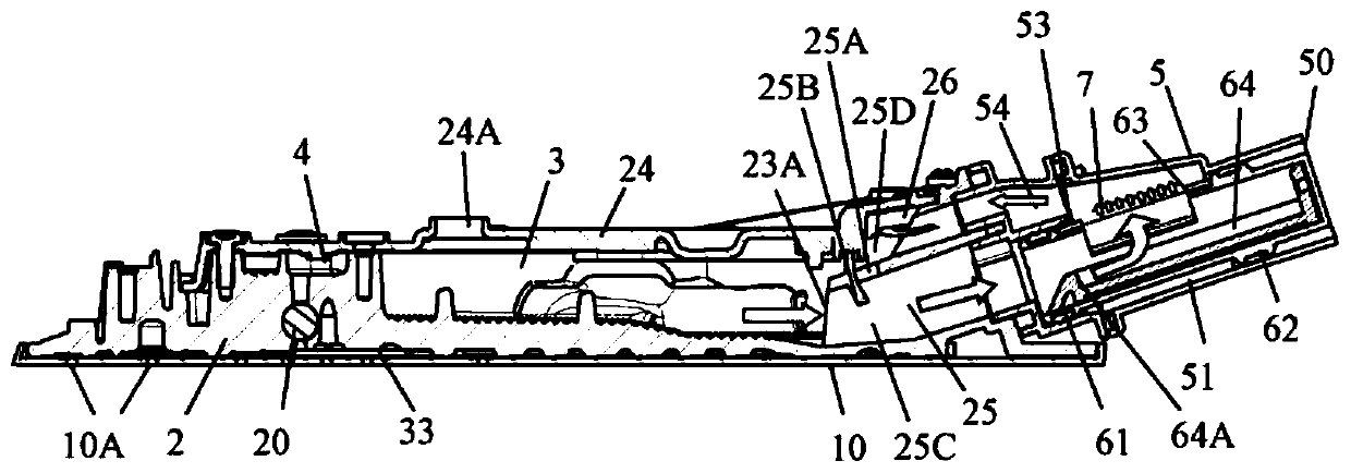 Ironing apparatus comprising a steam bypass circuit