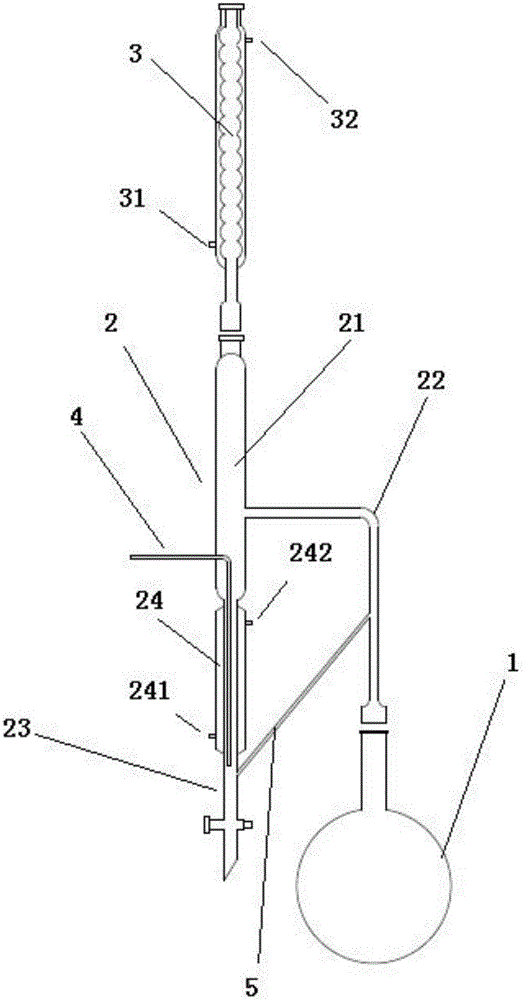 Plant essential oil extraction device and plant essential oil extraction method