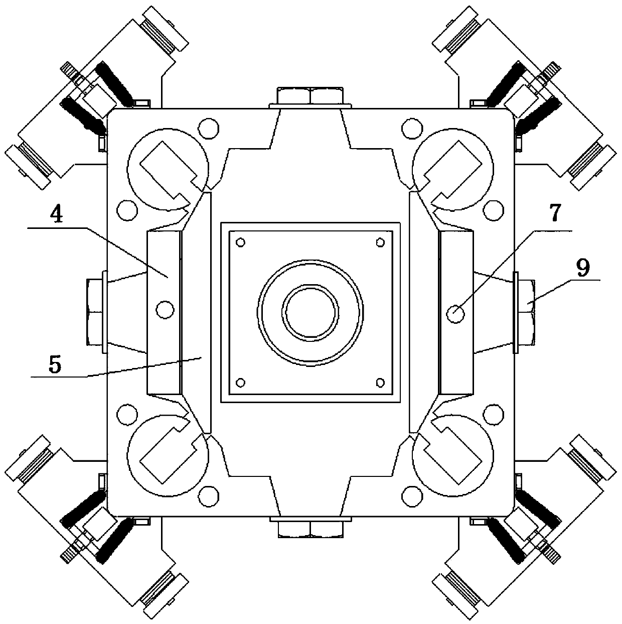 Wedge-shaped tooth double-plate plane strain mechanism for true triaxial cell