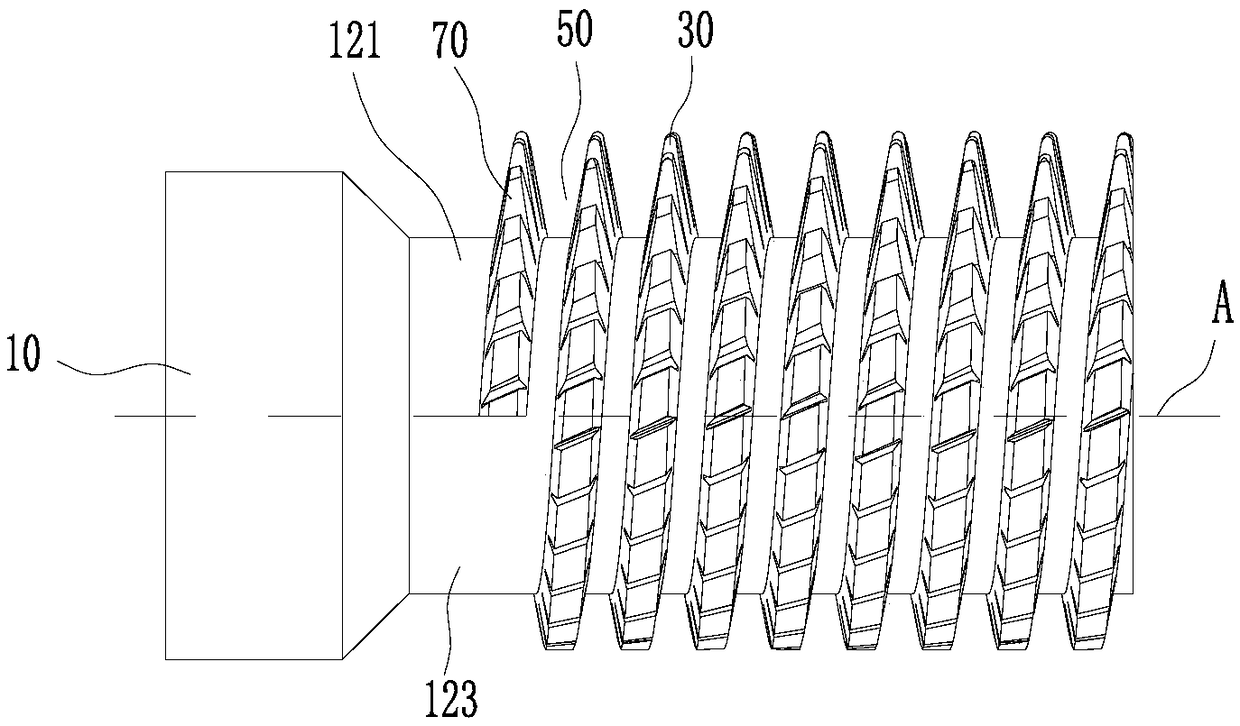 Condenser pipe and condenser