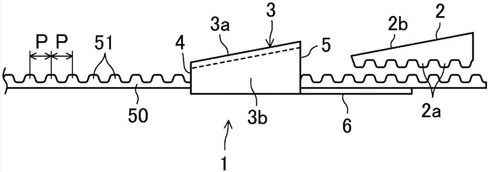 End fitting mounting device for toothed belts and end fitting mounting method for toothed belts