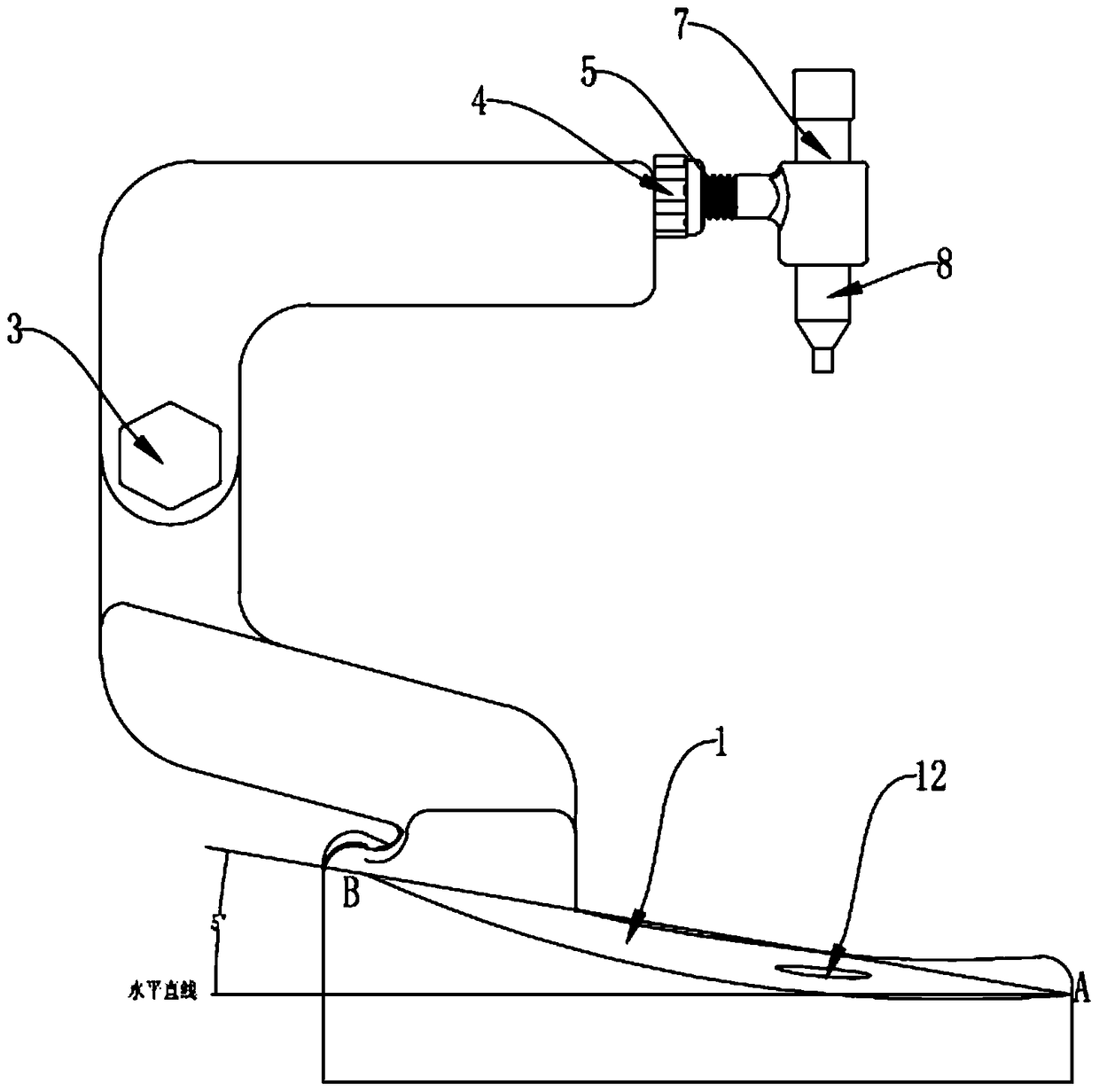 An elbow joint rotation center guide used in clinical operations