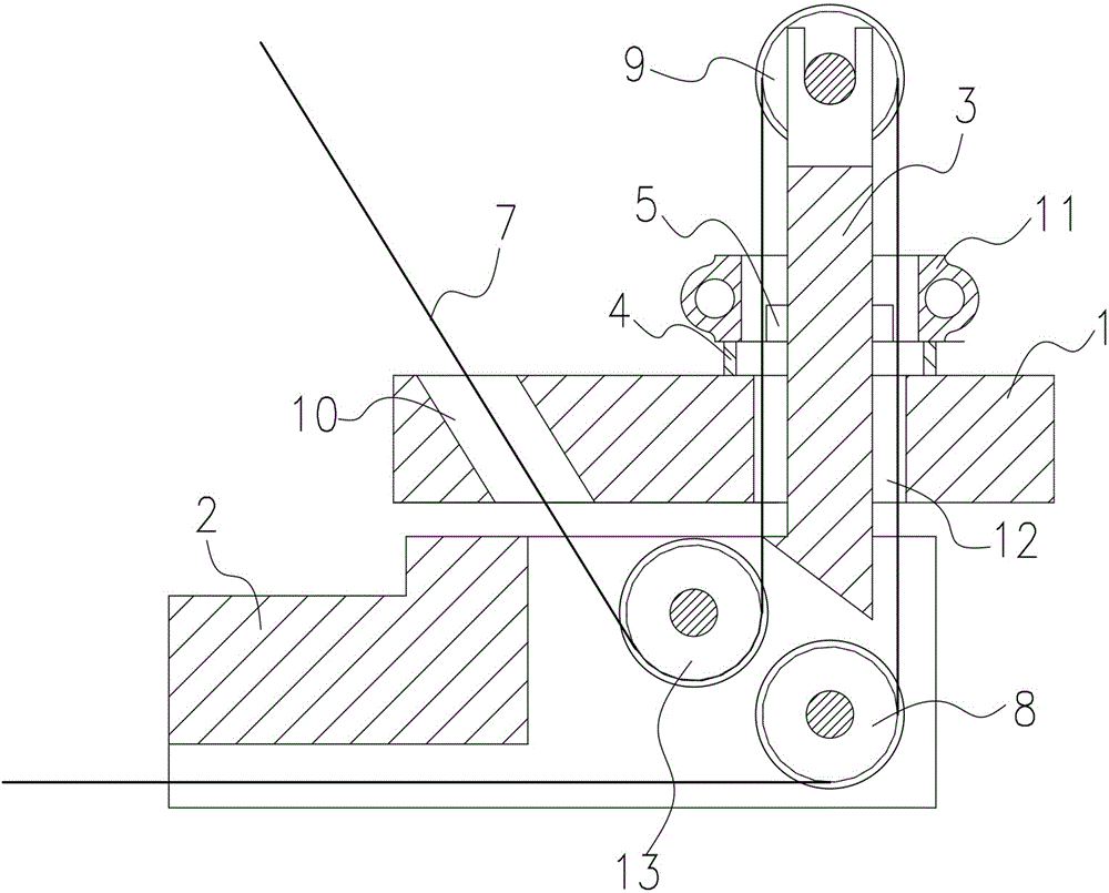 Device and method for machining grooves in two sides of inner hole in large end of connecting rod