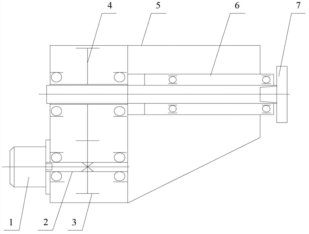 Gantry type milling machine and milling mechanism thereof