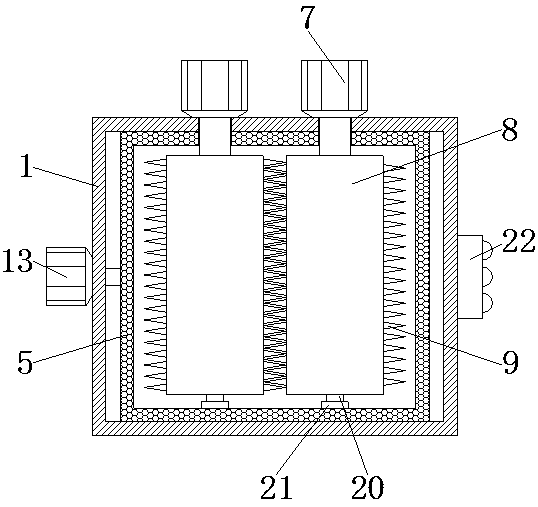 Crushing device with efficient crushing function for recycling lithium batteries