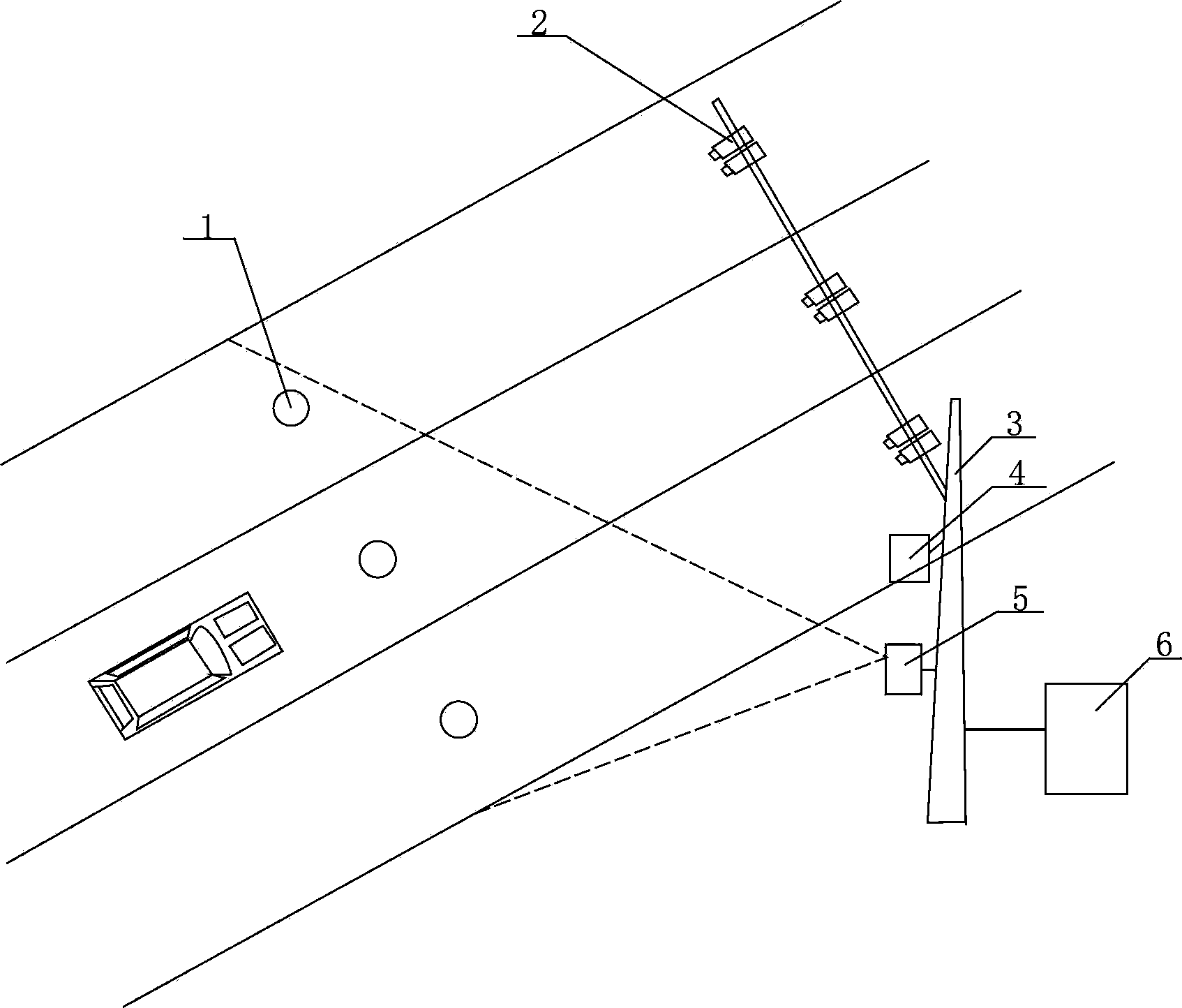 Highway safety distance checking system and detection method thereof