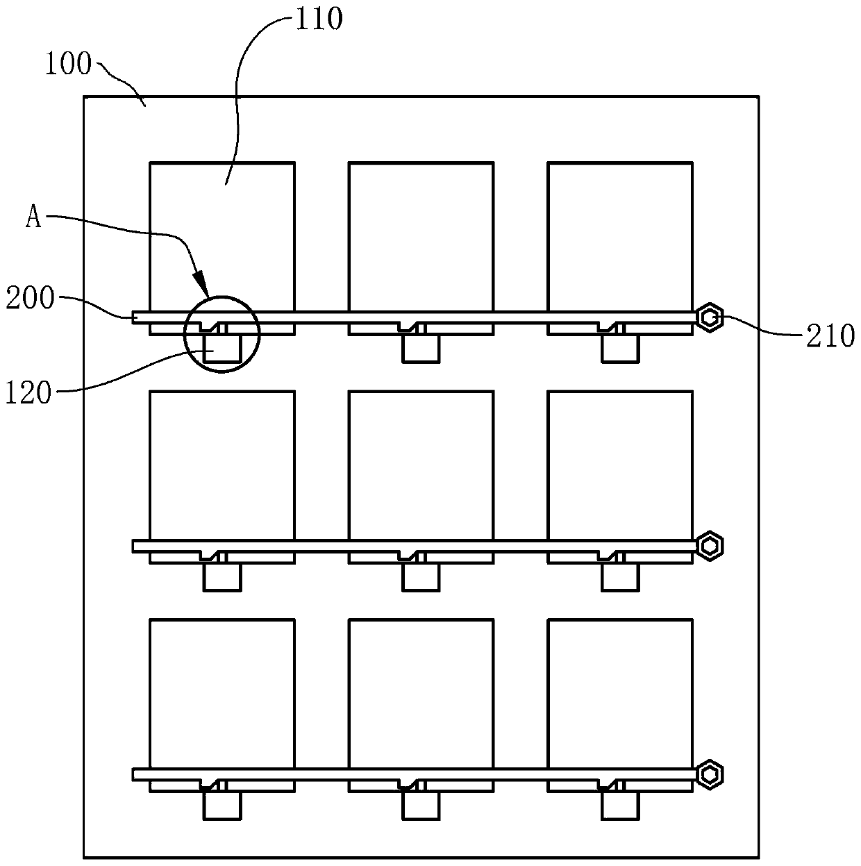 Emergency unlocking device and method of sale cabinet, sale cabinet and unmanned vehicle