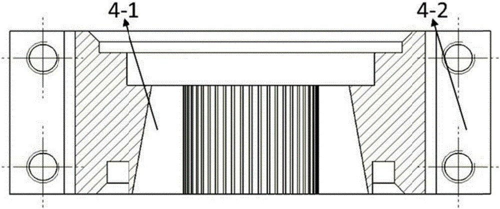 Secondary intermediate heat exchanger for thermal coupling coaxial two-stage pulse pipe refrigerator and design method