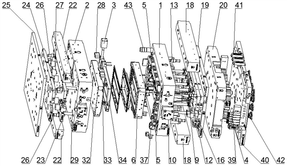 An ultra-thin plastic-coated iron mold with a mesh structure and its application method