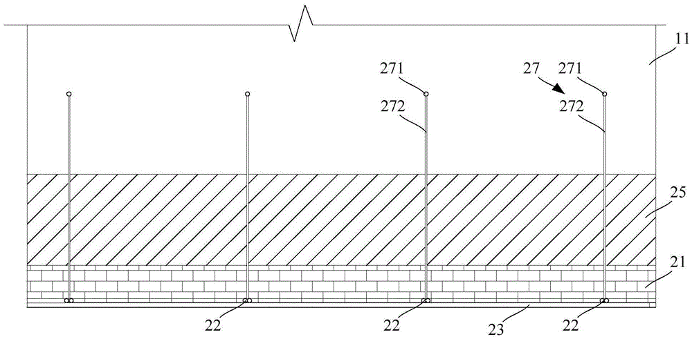 Earth-retaining wall structure with steel tube reinforcing ribs and construction method for earth-retaining wall structure