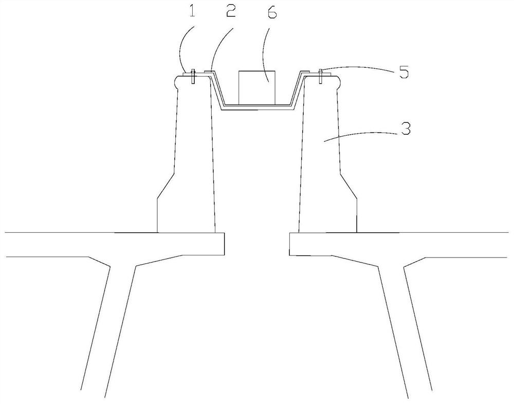 Anti-falling cover net for left and right amplitude middle gaps of overpass railroad bridge and mounting method thereof