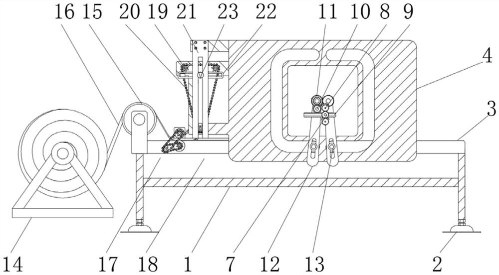 Square bottle body coating type labeling mechanism capable of automatically feeding and quantitatively cutting