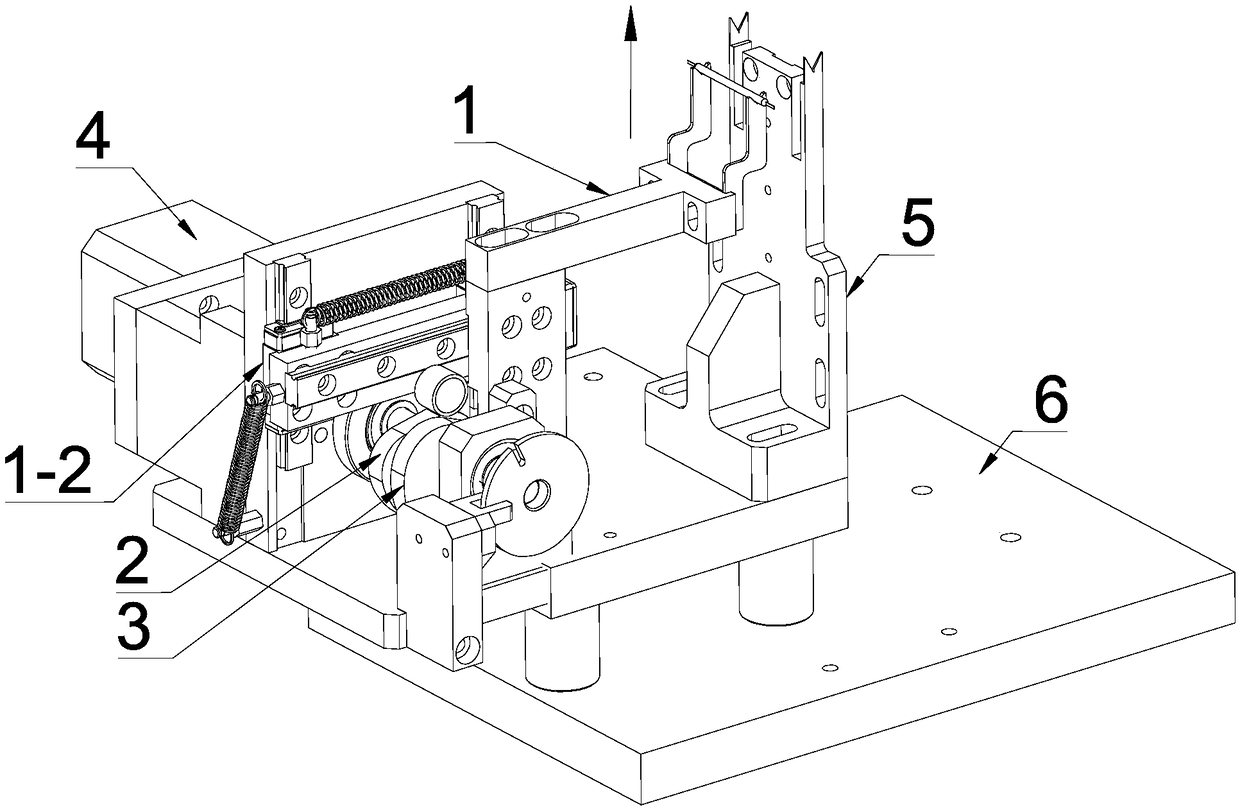 Material transporting device