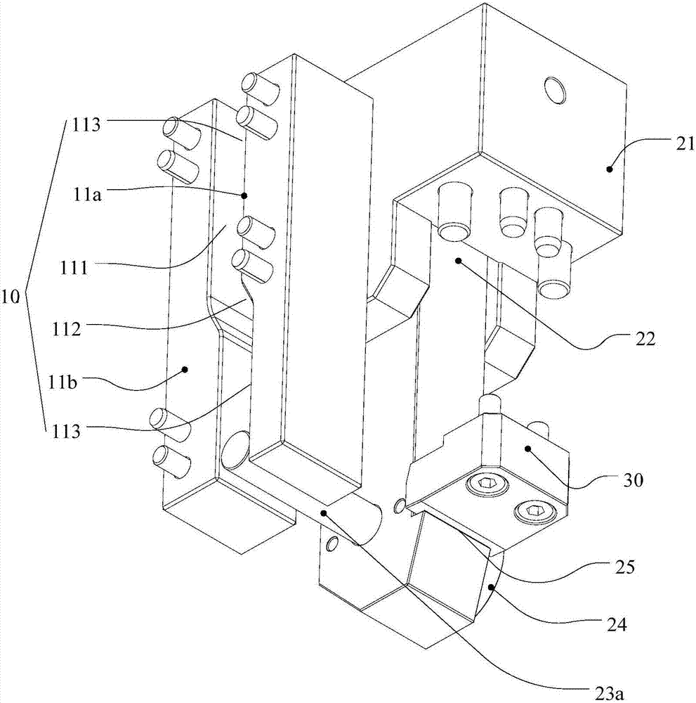 Secondary ejection mechanism and injection mold