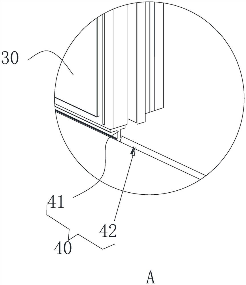 Sliding door convenient to disassemble and assemble