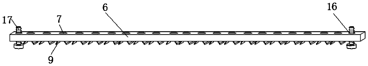 Leather punching device for luggage manufacturing