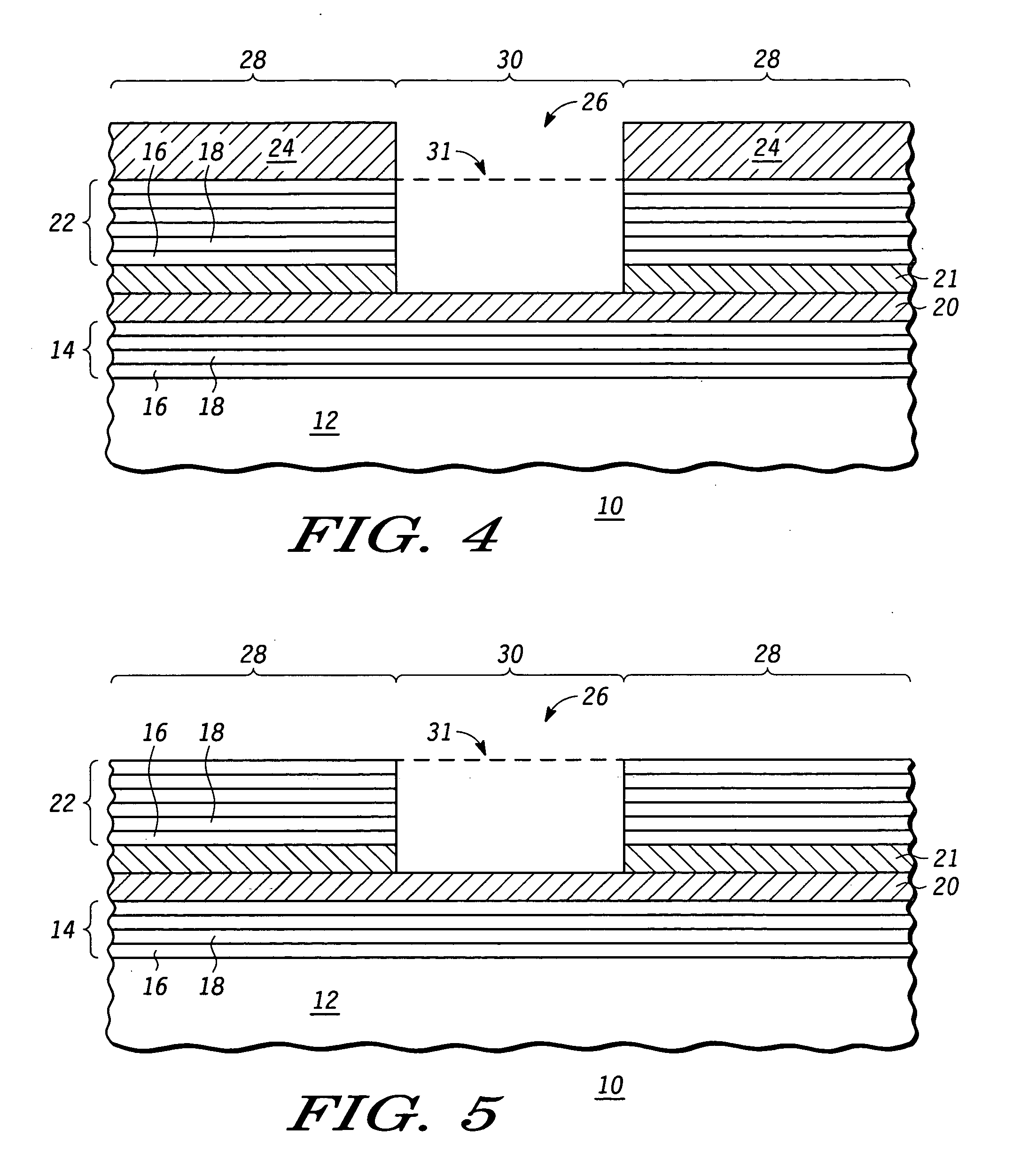 Reflective mask useful for transferring a pattern using extreme ultra violet (EUV) radiation and method of making the same