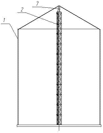 Silo with breakage lowering devices with L-shaped flow baffles and grain loading method