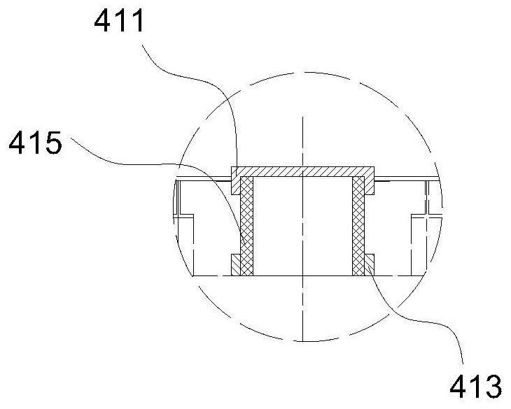 Marine liquid tank