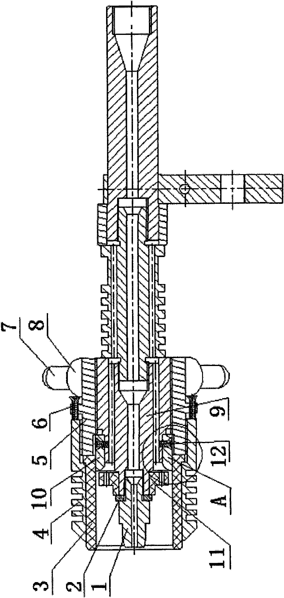Novel self-rotating large-current MAG (Magnetic) welding composite nozzle welding gun for removing slag and slag removing method thereof