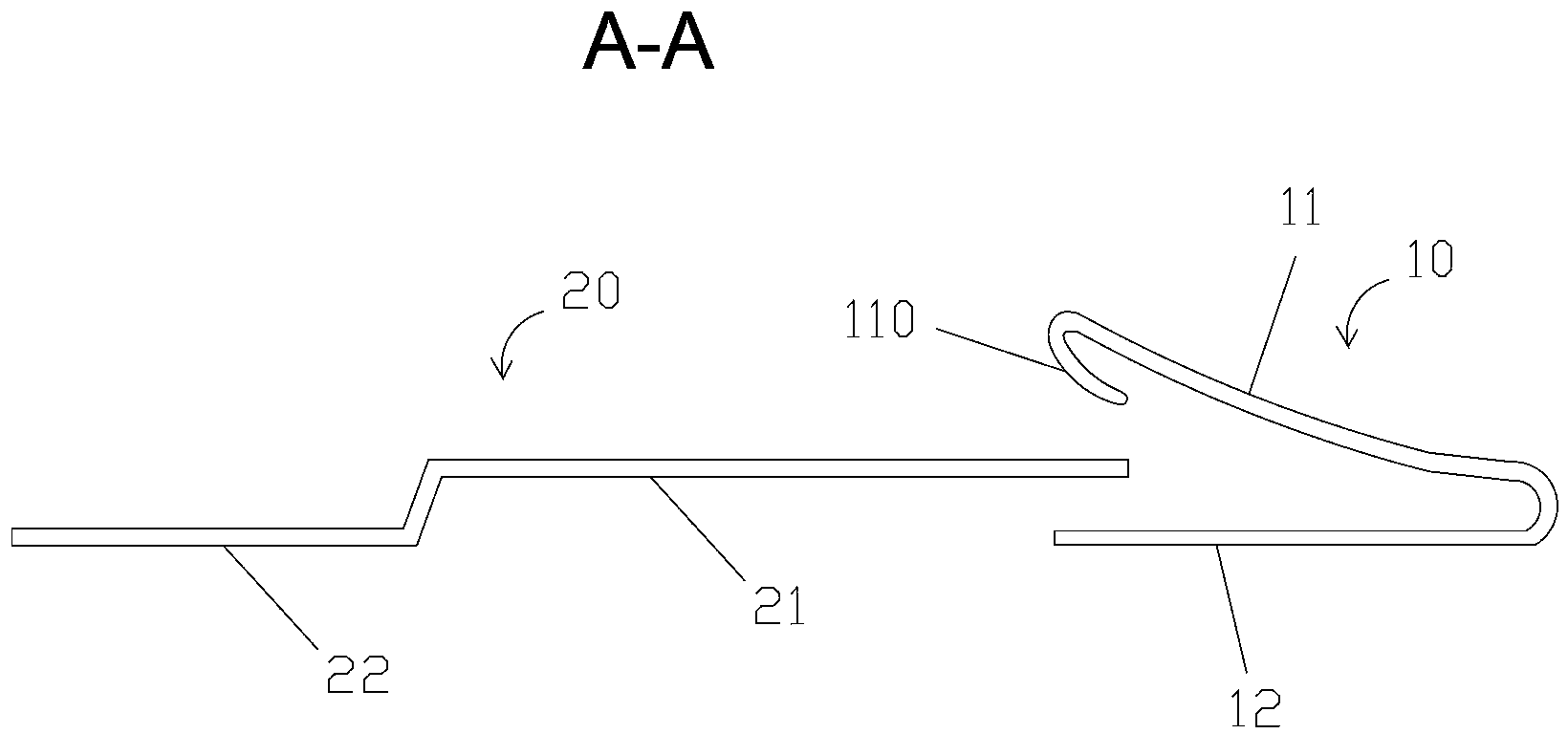 Flat seaming device for elastic belt