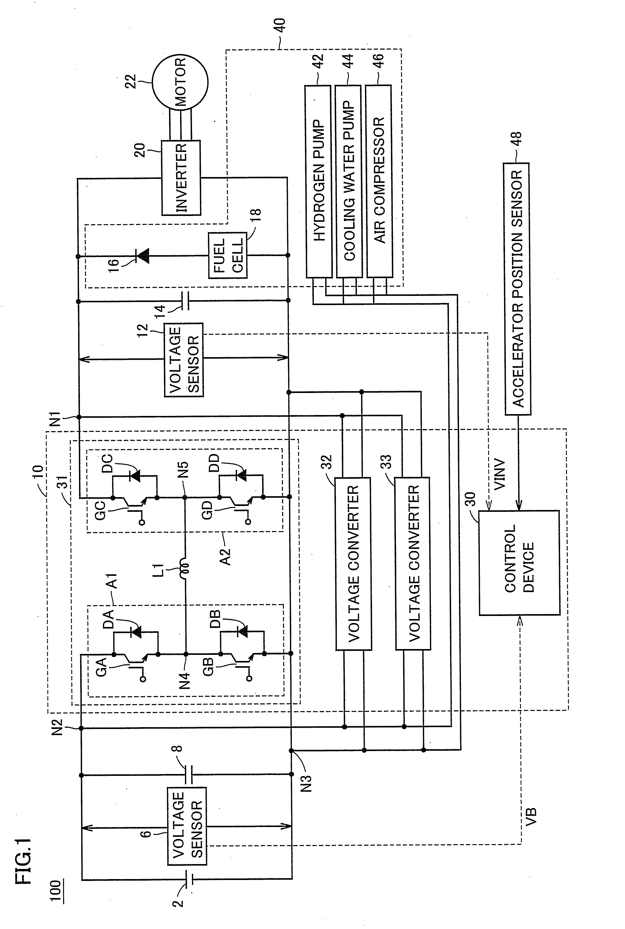 Multi-phase voltage converting device, vehicle and control method of multi-phase voltage converting device
