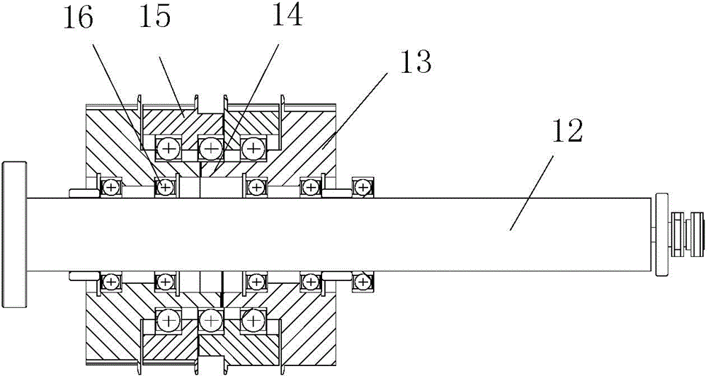 Double-shaft transmission type linear cutter winding device capable of adjusting transverse position